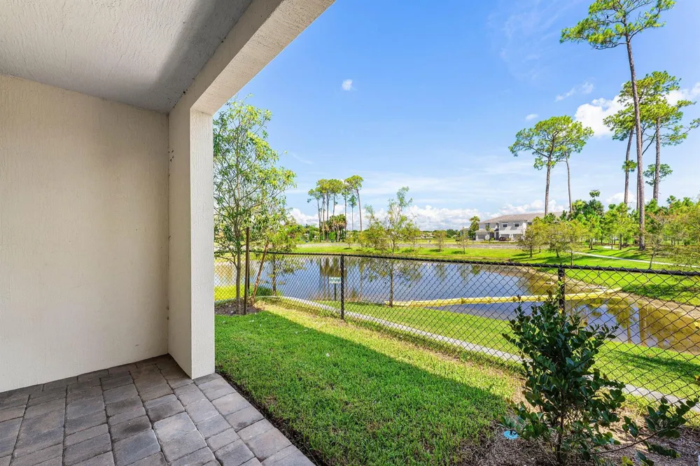 157 LAKESIDE LANDING COURT Royal Palm Beach, FL 33411