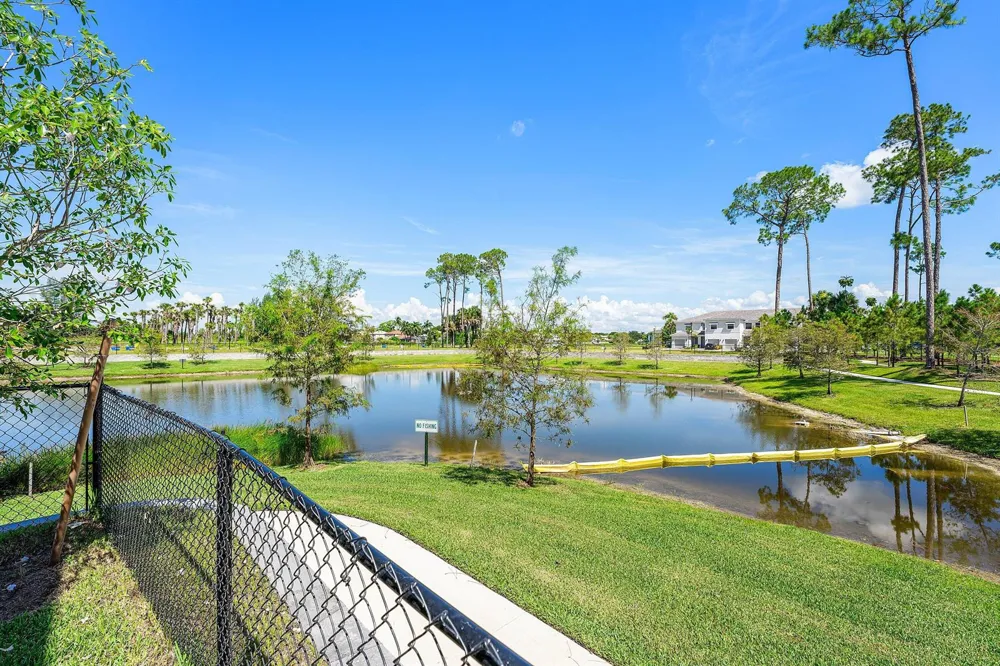 157 LAKESIDE LANDING COURT Royal Palm Beach, FL 33411
