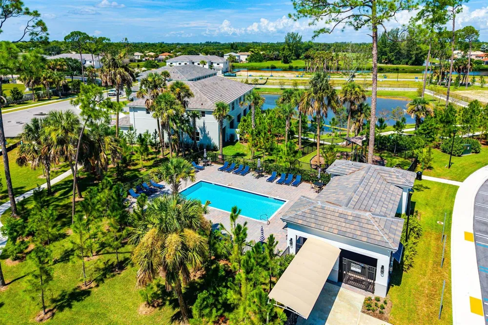 157 LAKESIDE LANDING COURT Royal Palm Beach, FL 33411