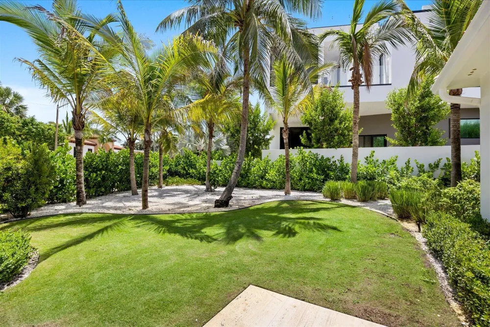 3415 Flagler Drive West Palm Beach, FL 33407