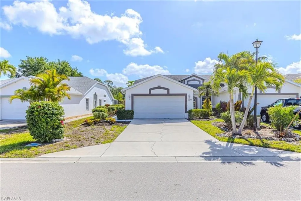 5446 Whitten Drive #19 Naples, FL 34104