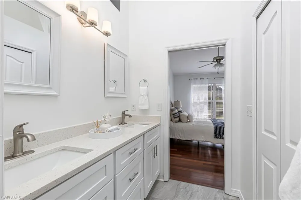 5446 Whitten Drive #19 Naples, FL 34104