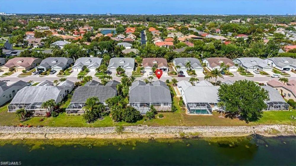 5446 Whitten Drive #19 Naples, FL 34104
