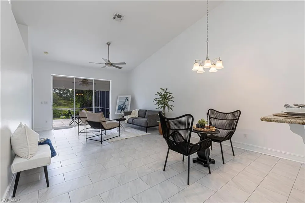5446 Whitten Drive #19 Naples, FL 34104