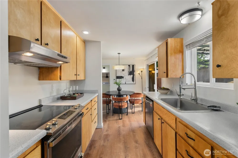33211 26th Avenue SW Federal Way, WA 98023