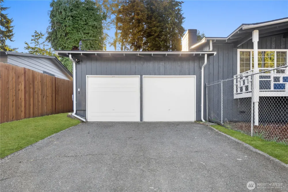 33211 26th Avenue SW Federal Way, WA 98023