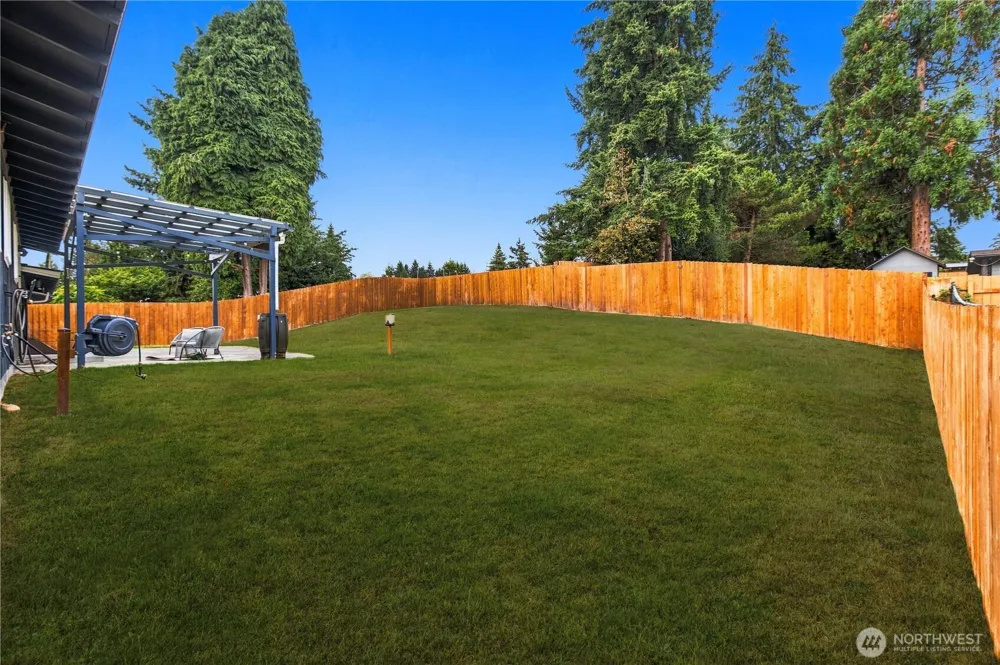 33211 26th Avenue SW Federal Way, WA 98023