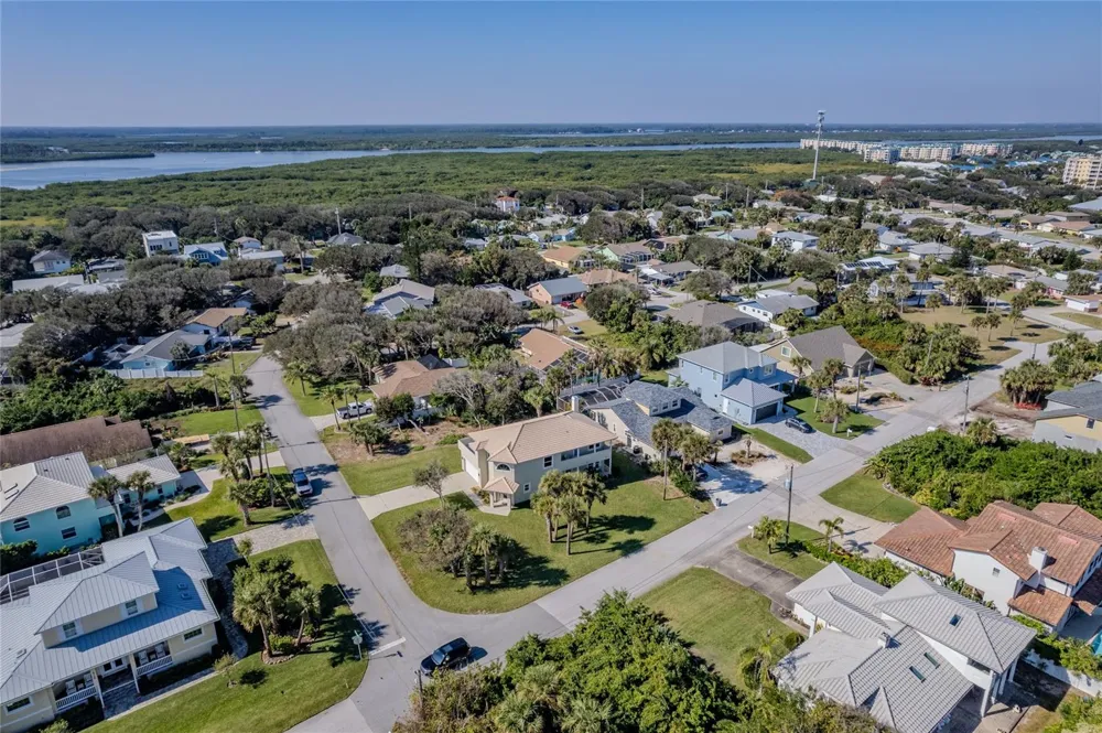 50 ALBERTA AVENUE Ponce Inlet, FL 32127