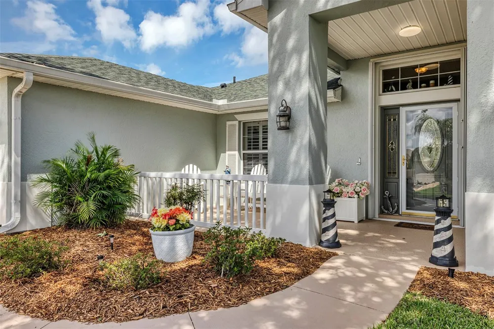 3051 KEEL COURT Tavares, FL 32778