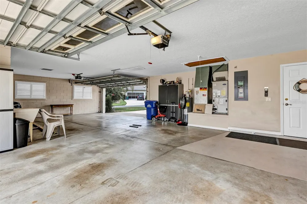 3051 KEEL COURT Tavares, FL 32778