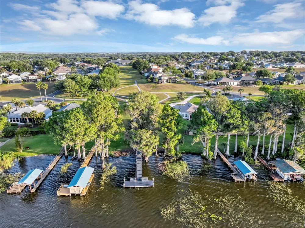 3051 KEEL COURT Tavares, FL 32778