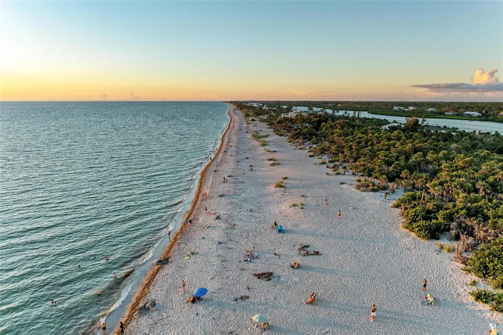 3190 BAY CITY TERRACE North Port, FL 34286