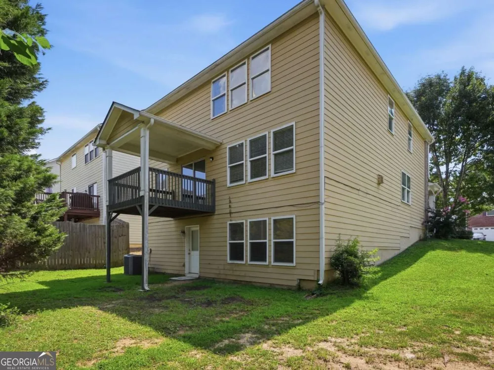 2828 Farmstead CT Grayson, GA 30017