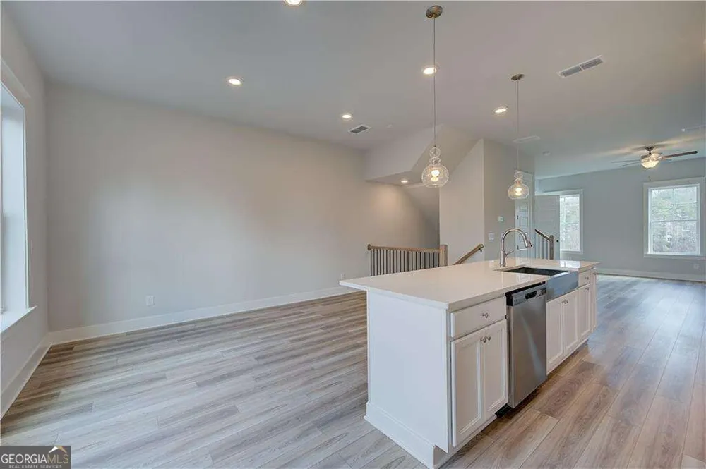 1871 Marisol CIR NW Kennesaw, GA 30144