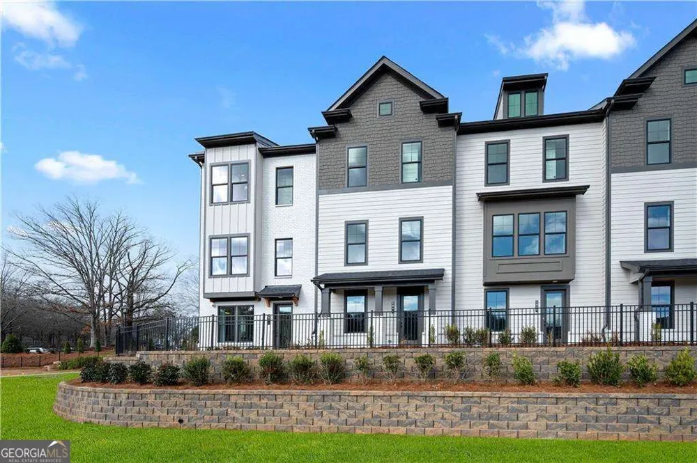1871 Marisol CIR NW Kennesaw, GA 30144