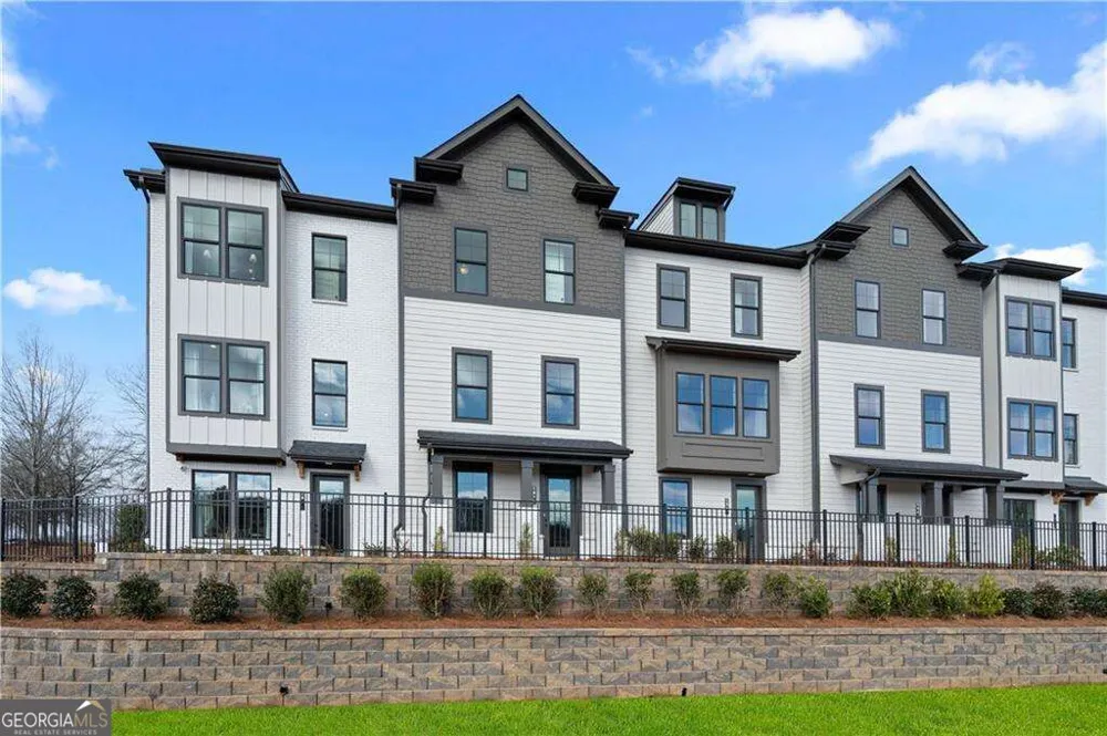 1871 Marisol CIR NW Kennesaw, GA 30144