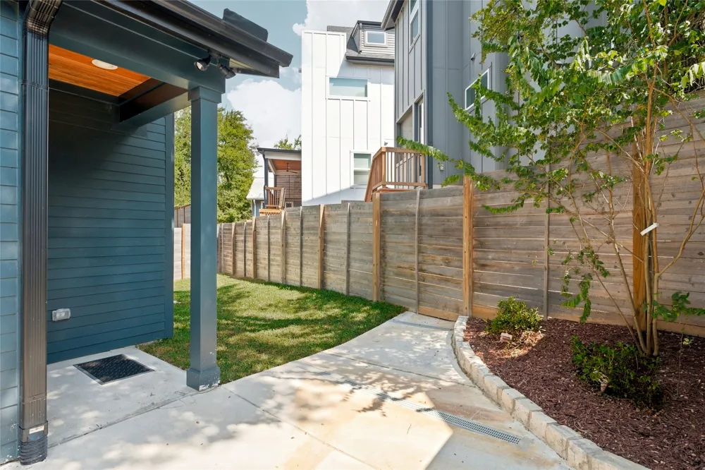 5506 Hudson Street #2 Austin, TX 78721