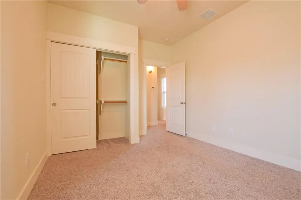 5405 Avenue H #B Austin, TX 78751