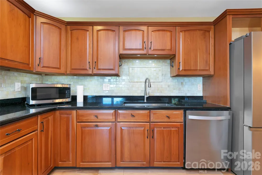 157 Kawani Lane Brevard, NC 28712