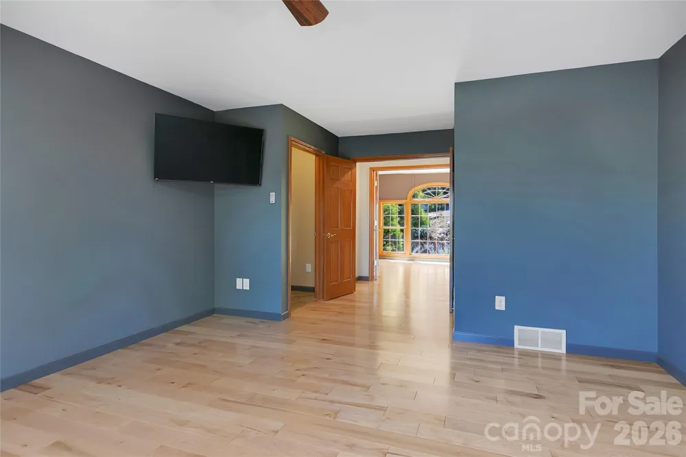 157 Kawani Lane Brevard, NC 28712