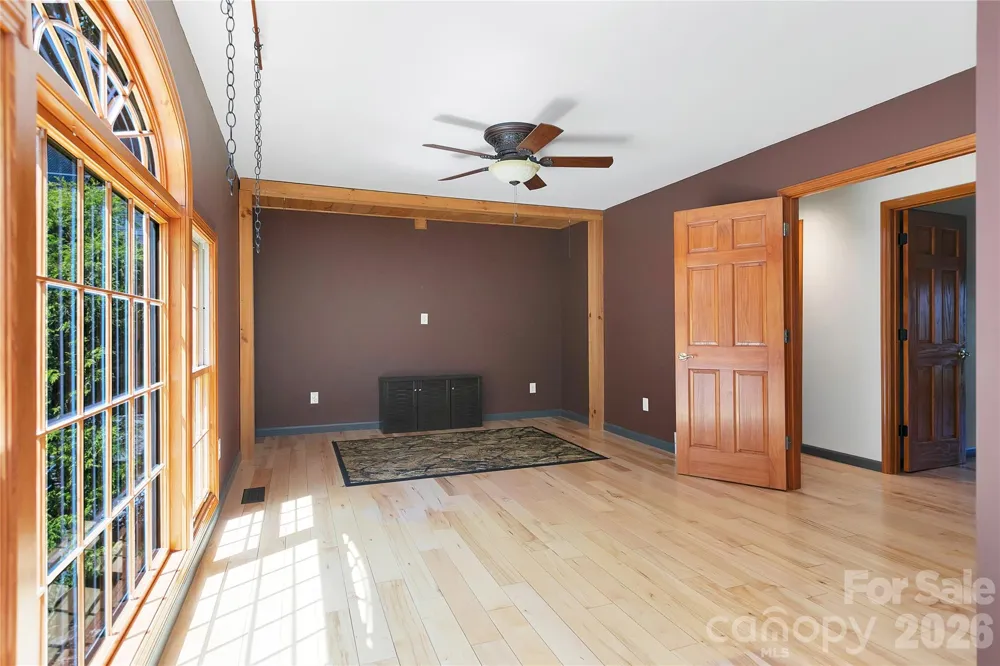 157 Kawani Lane Brevard, NC 28712