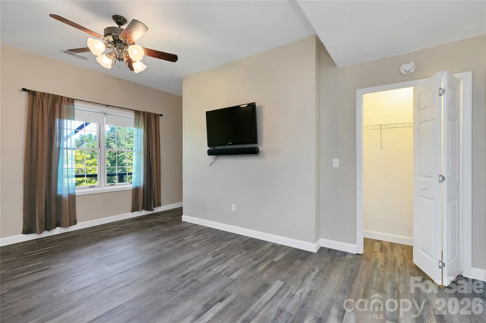157 Kawani Lane Brevard, NC 28712