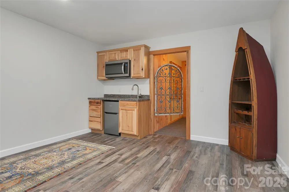 157 Kawani Lane Brevard, NC 28712