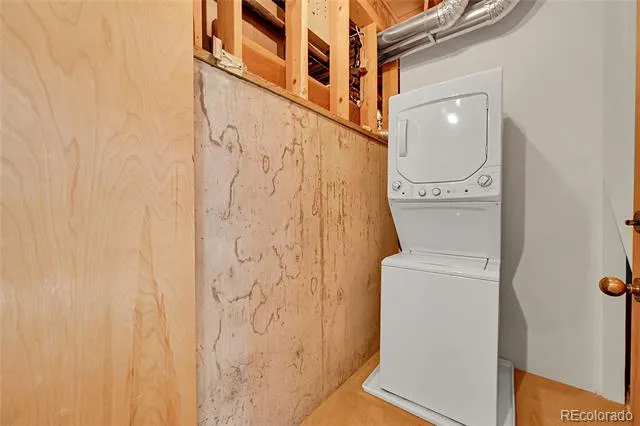 365 Vasquez Court Lyons, CO 80540