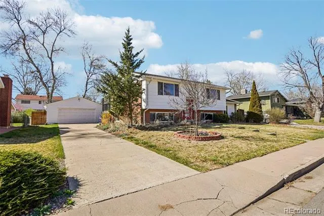 2883 S Otis Street Denver, CO 80227