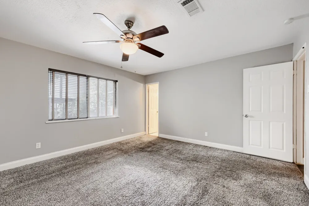 704 Fort Worth Street Mansfield, TX 76063