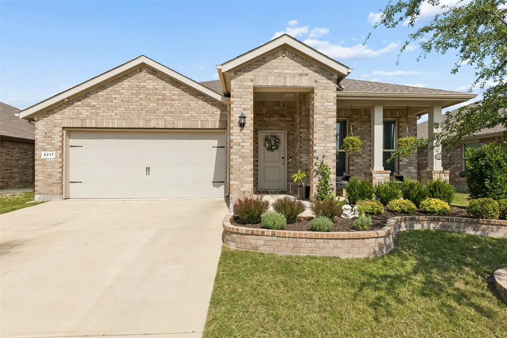 8217 Burma Drive Fort Worth, TX 76131