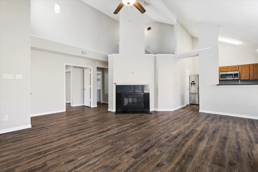 956 Sylvan Creek Drive Lewisville, TX 75067