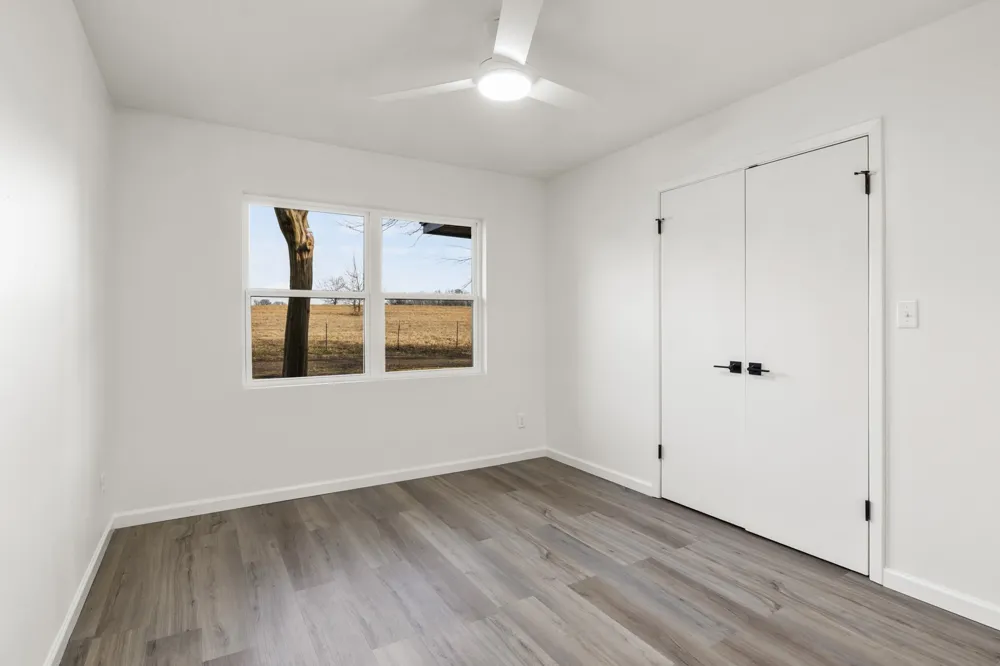 10 County Road 3357 Omaha, TX 75571