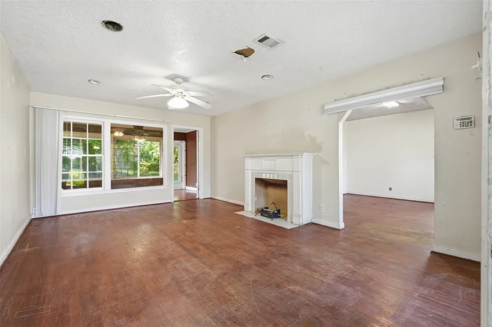 4750 Marietta Lane Houston, TX 77021