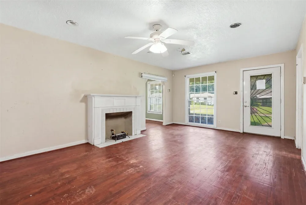 4750 Marietta Lane Houston, TX 77021