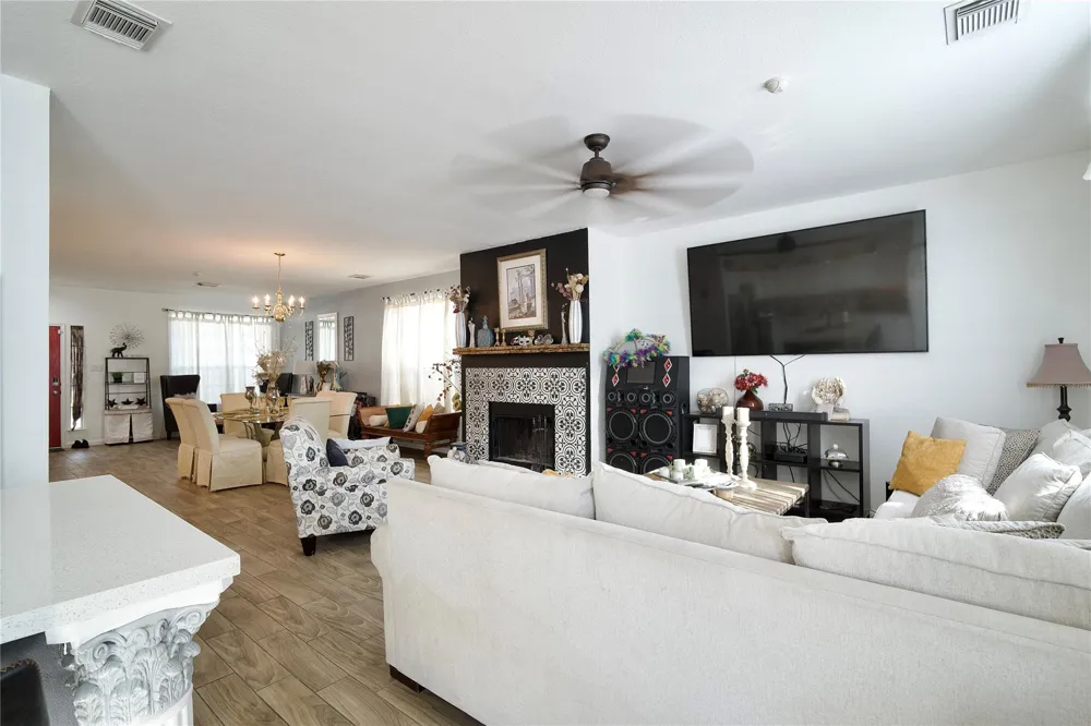 9503 Lerin Lane Sugar Land, TX 77498