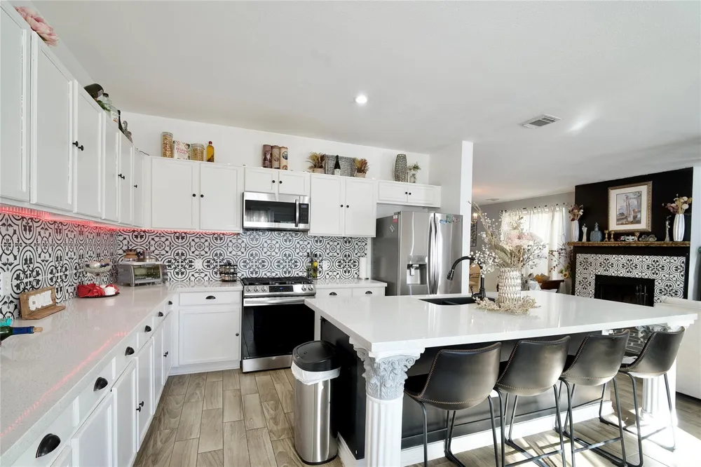 9503 Lerin Lane Sugar Land, TX 77498