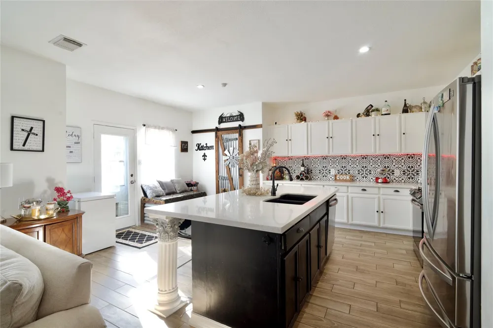 9503 Lerin Lane Sugar Land, TX 77498