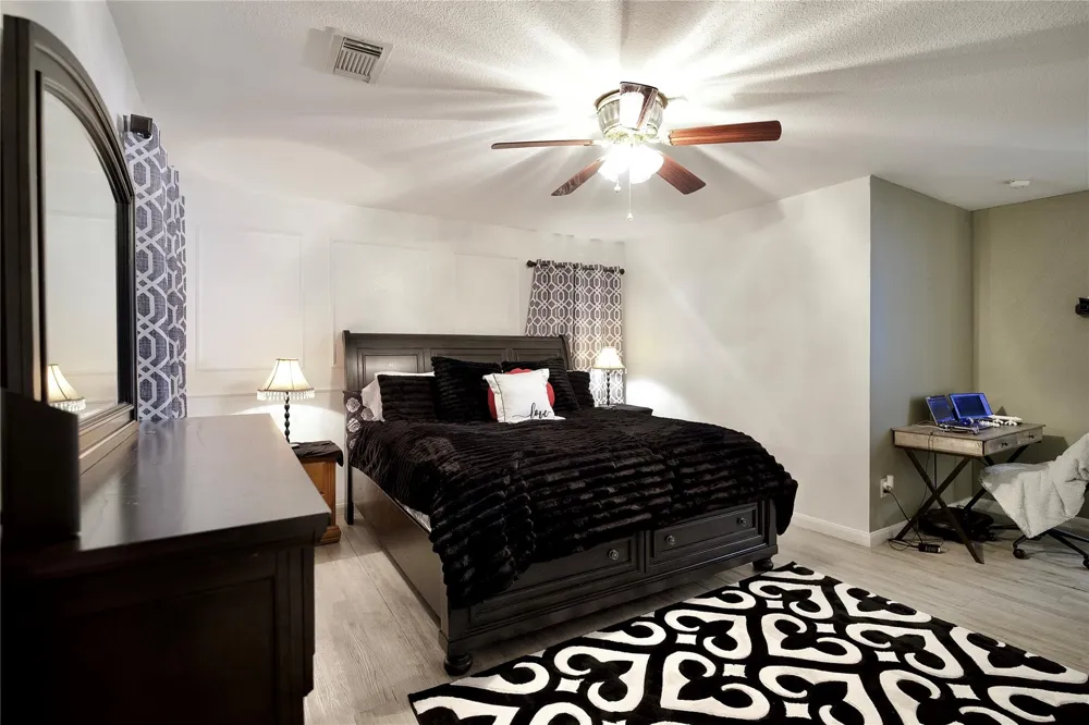 9503 Lerin Lane Sugar Land, TX 77498