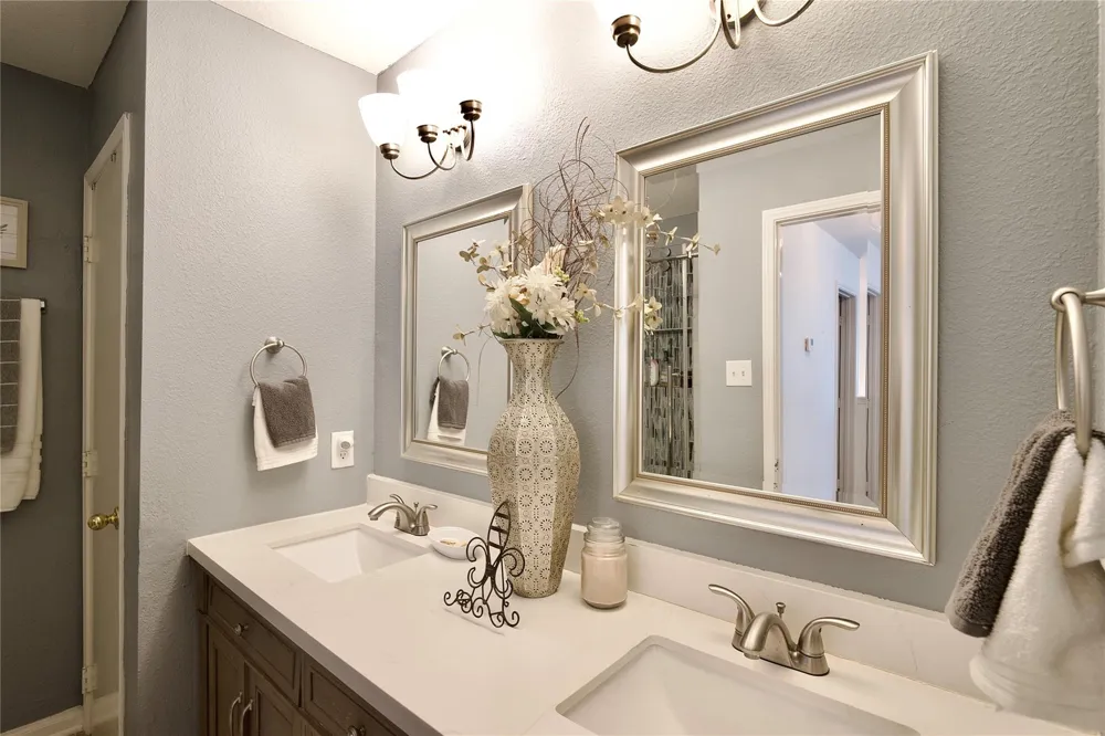9503 Lerin Lane Sugar Land, TX 77498