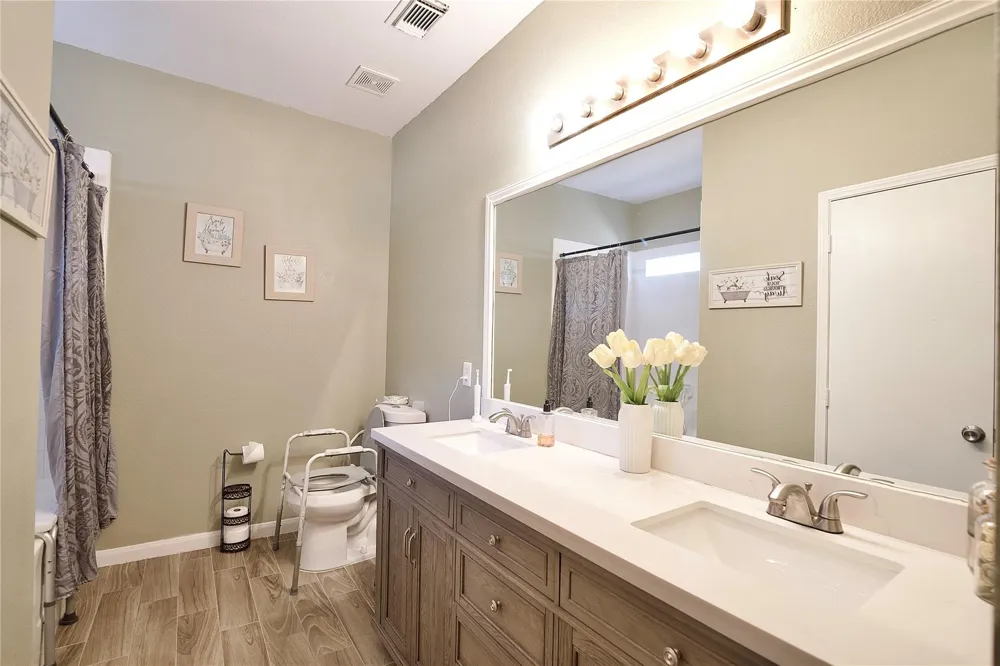 9503 Lerin Lane Sugar Land, TX 77498