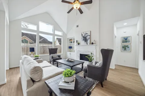 25403 Myrtle Springs