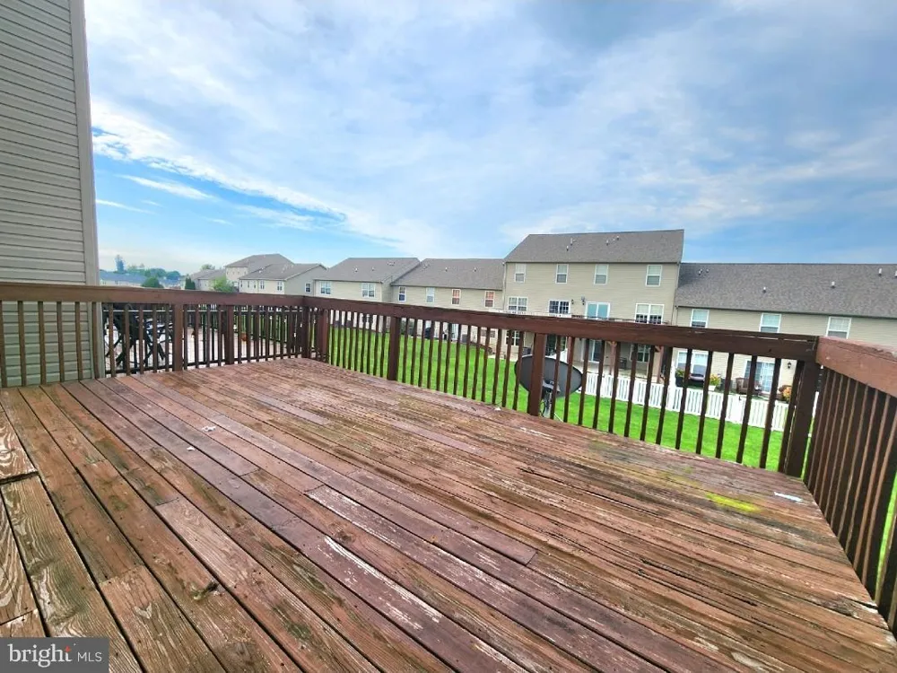 275 THRUSH DRIVE Hummelstown, PA 17036
