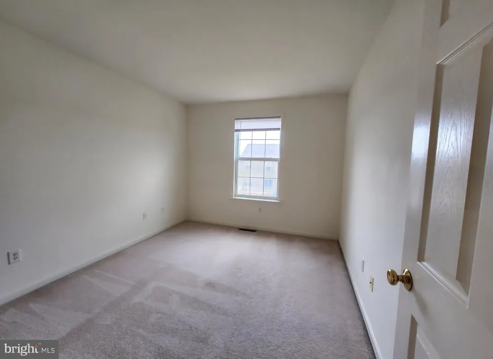 275 THRUSH DRIVE Hummelstown, PA 17036