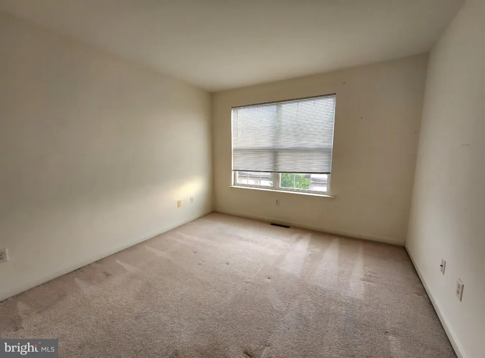 275 THRUSH DRIVE Hummelstown, PA 17036
