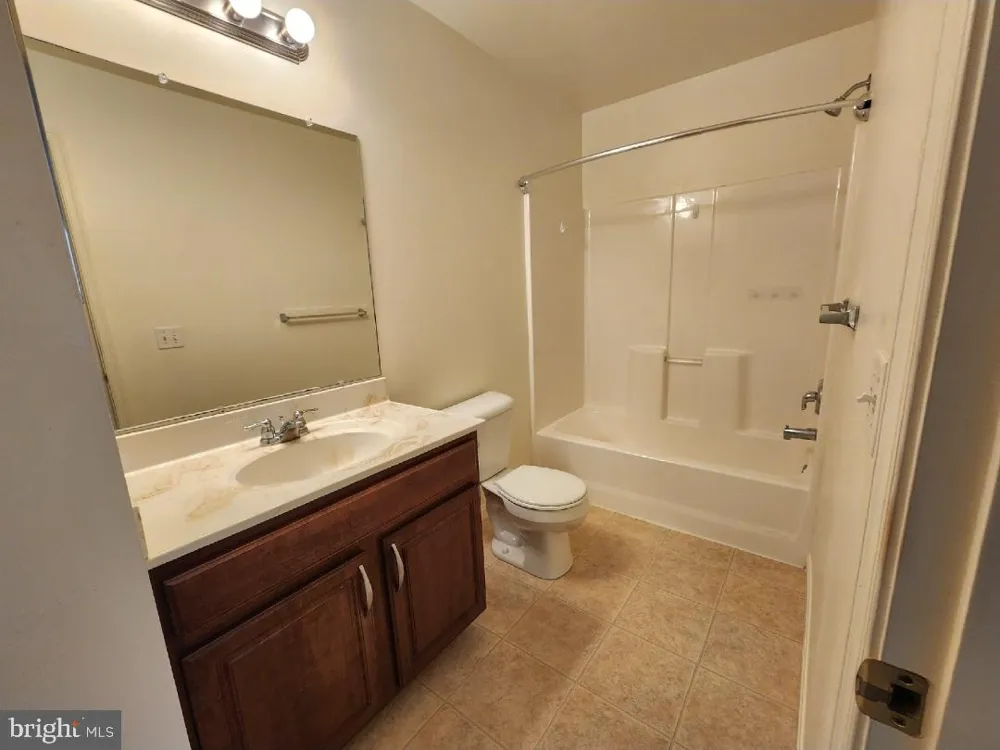 275 THRUSH DRIVE Hummelstown, PA 17036