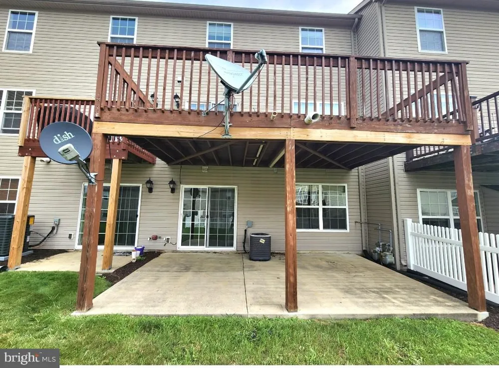 275 THRUSH DRIVE Hummelstown, PA 17036