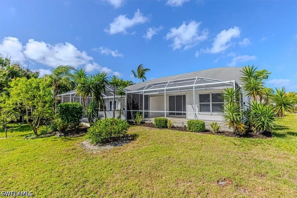 Whitten Drive #19 Naples, FL 34104