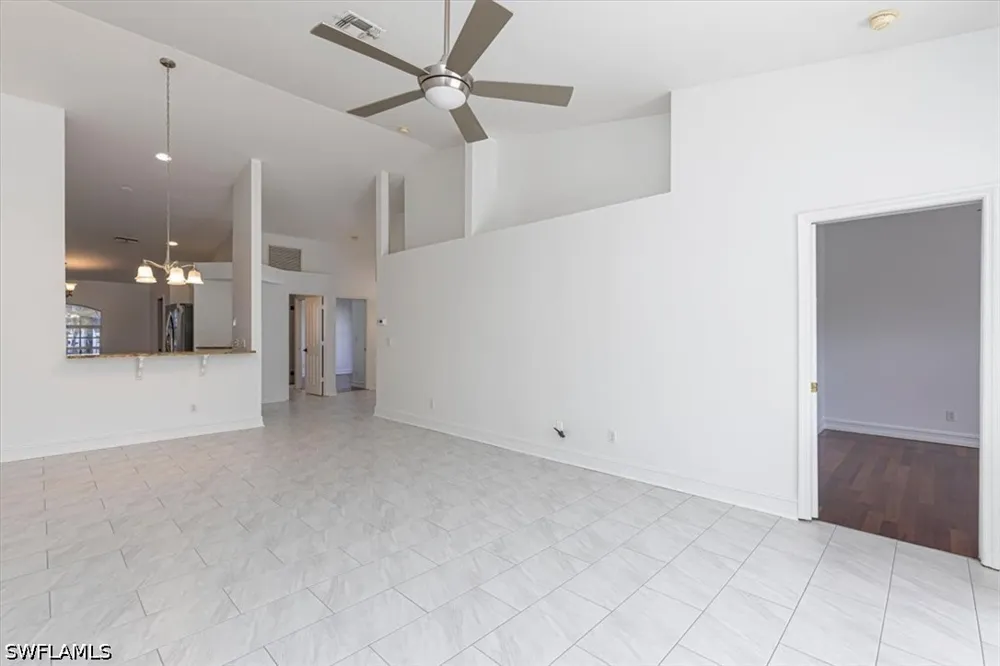 Whitten Drive #19 Naples, FL 34104
