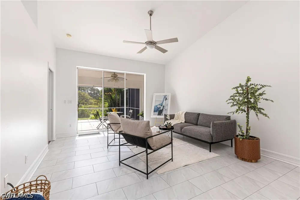 Whitten Drive #19 Naples, FL 34104